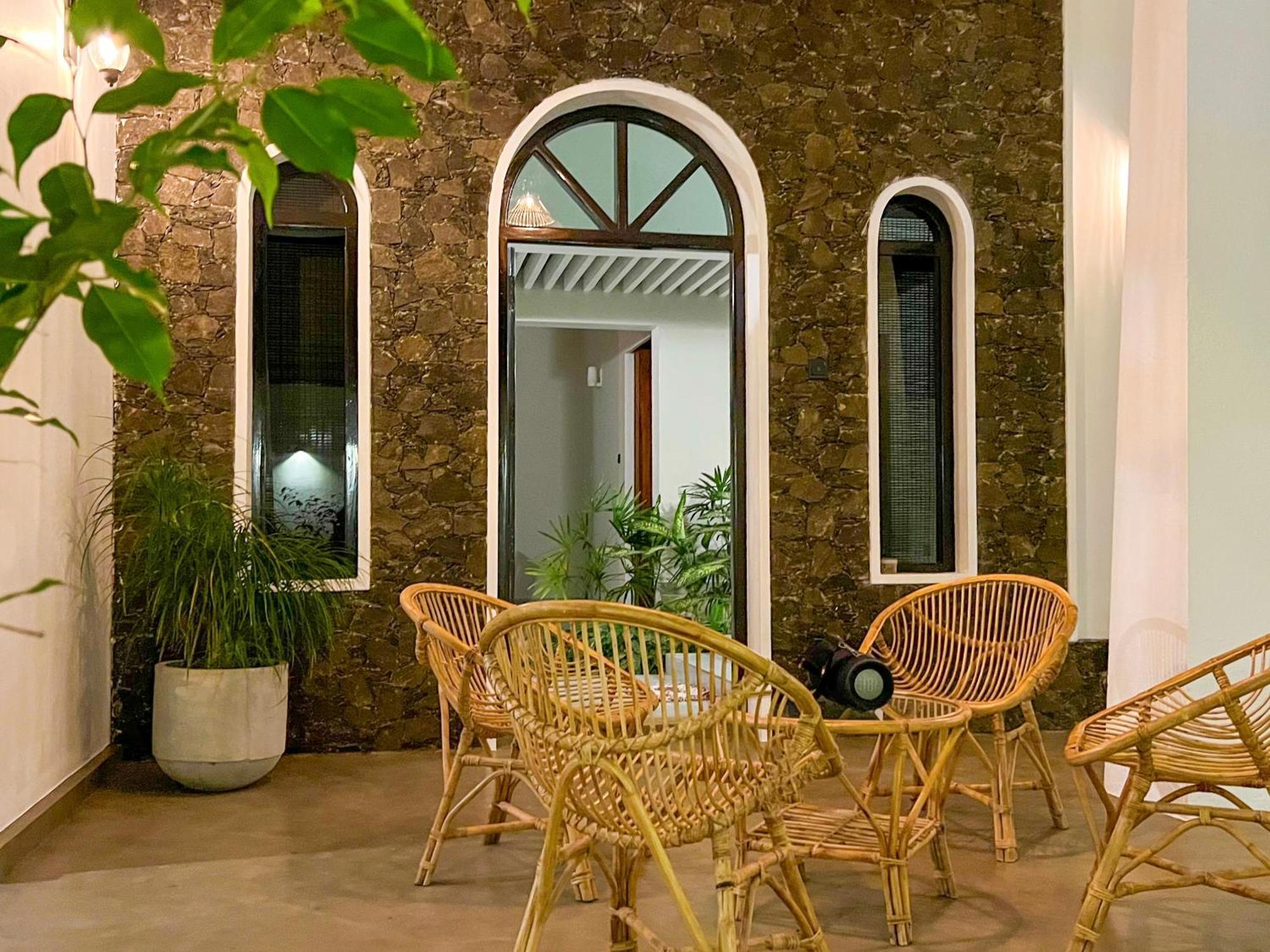 Villa River Breeze เวลิกามา ภายนอก รูปภาพ