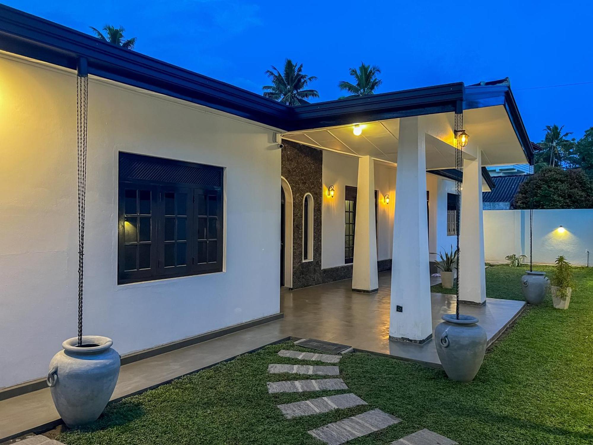 Villa River Breeze เวลิกามา ภายนอก รูปภาพ