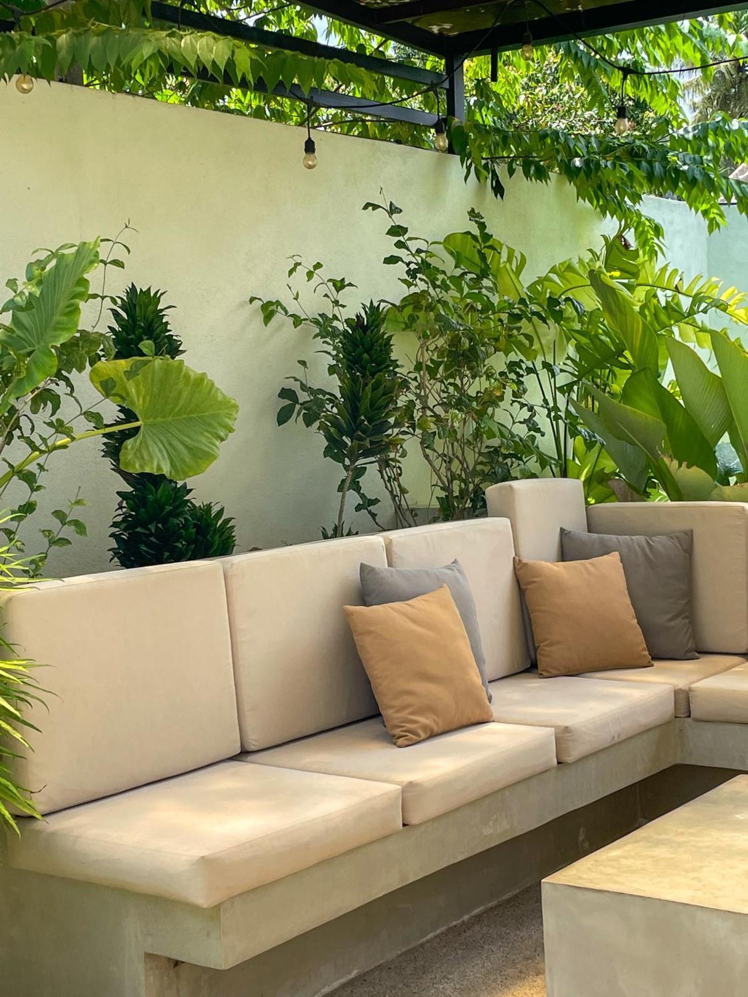 Villa River Breeze เวลิกามา ภายนอก รูปภาพ